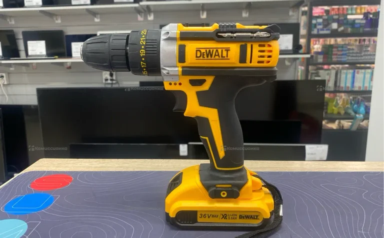 дрель шуруповерт Dewalt dcd 808 bn