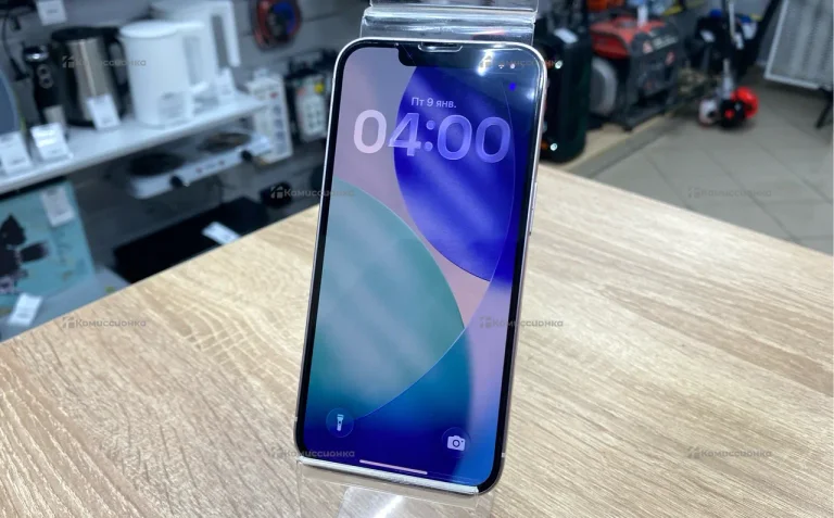 Apple iPhone 13 4/128 ГБ