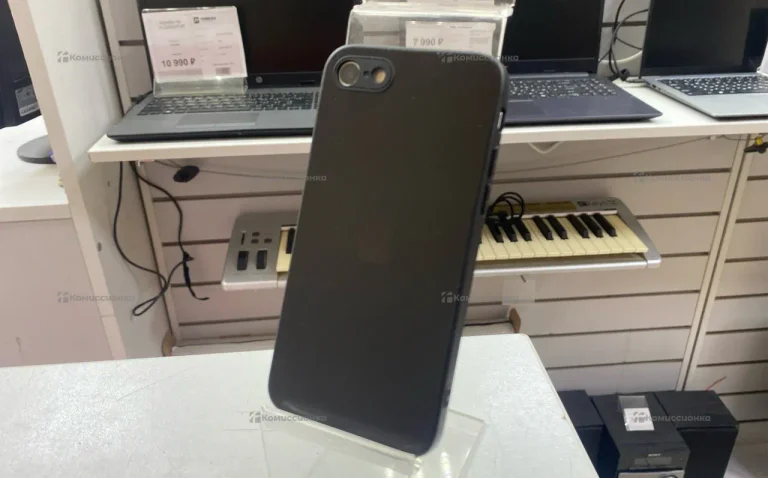 Apple iPhone 8 2/64 ГБ