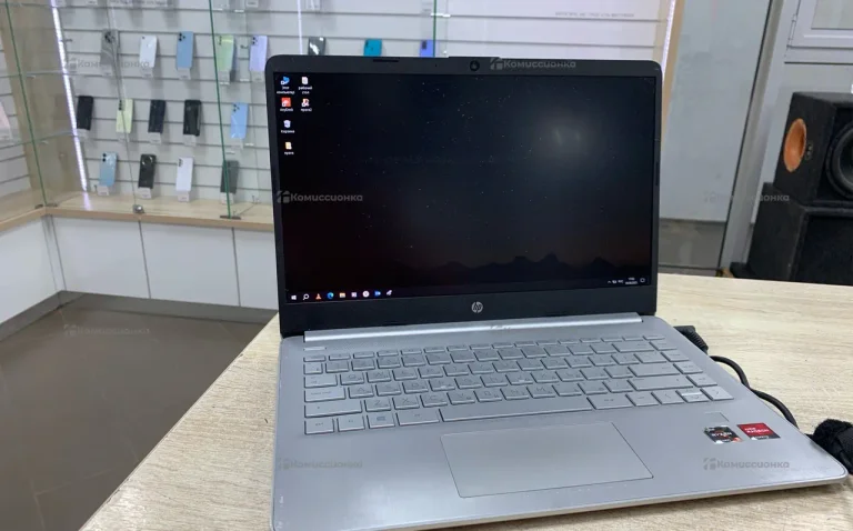 Ноутбук HP 14s-fq1026ur