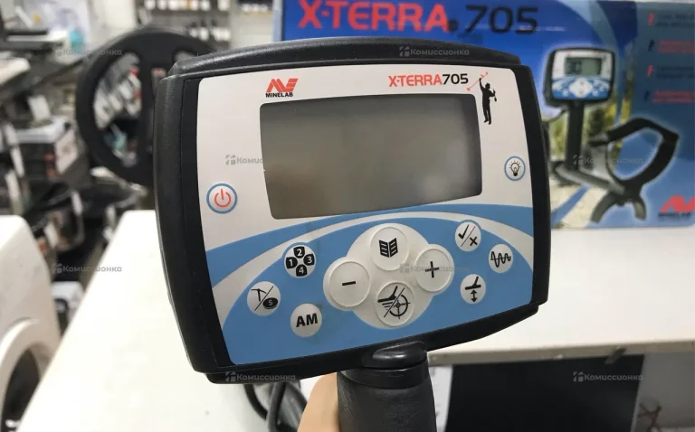 Металлоискатель Minelab X-Terra 705