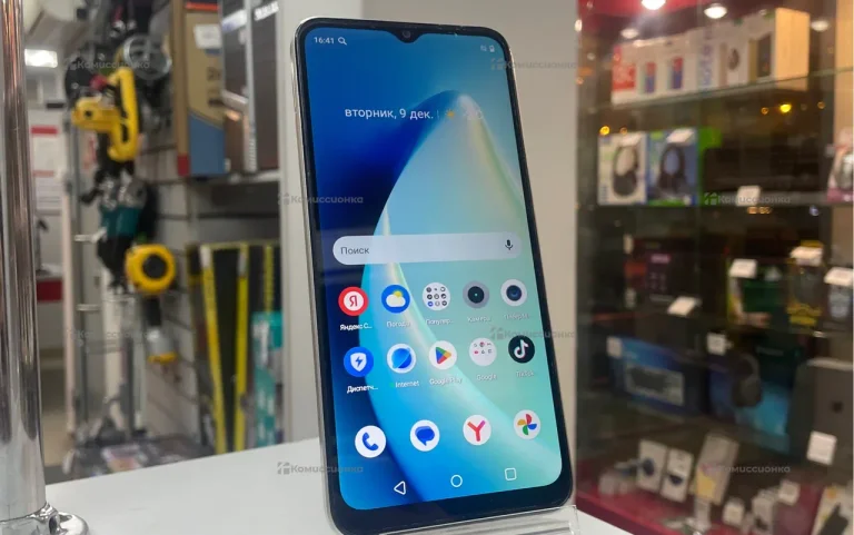 Realme C33 3/32 ГБ