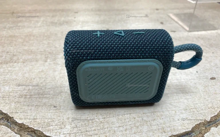JBL Go3