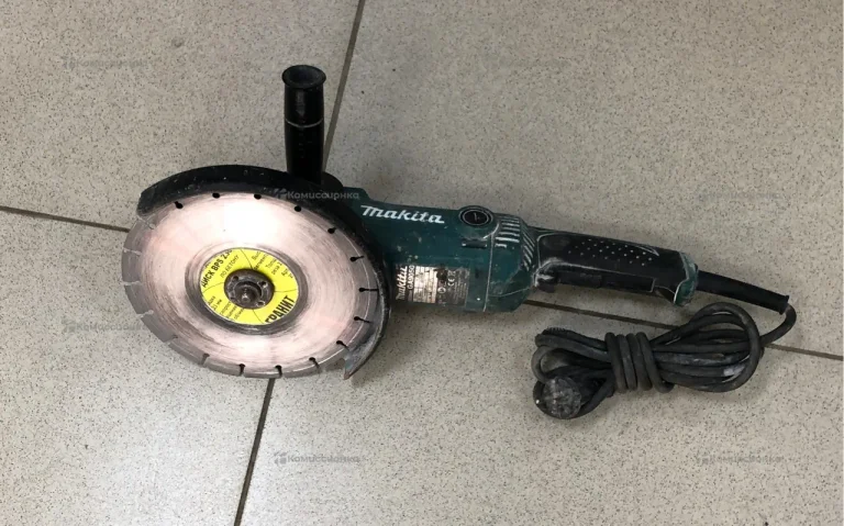 УШМ makita GA9050