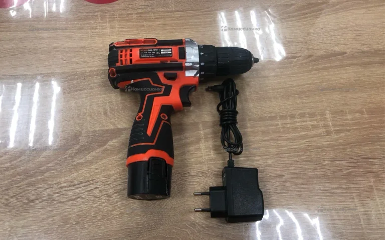 Дрель-шуруповерт БДА-12-4