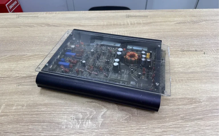 Усилитель  Fusion FBS-604