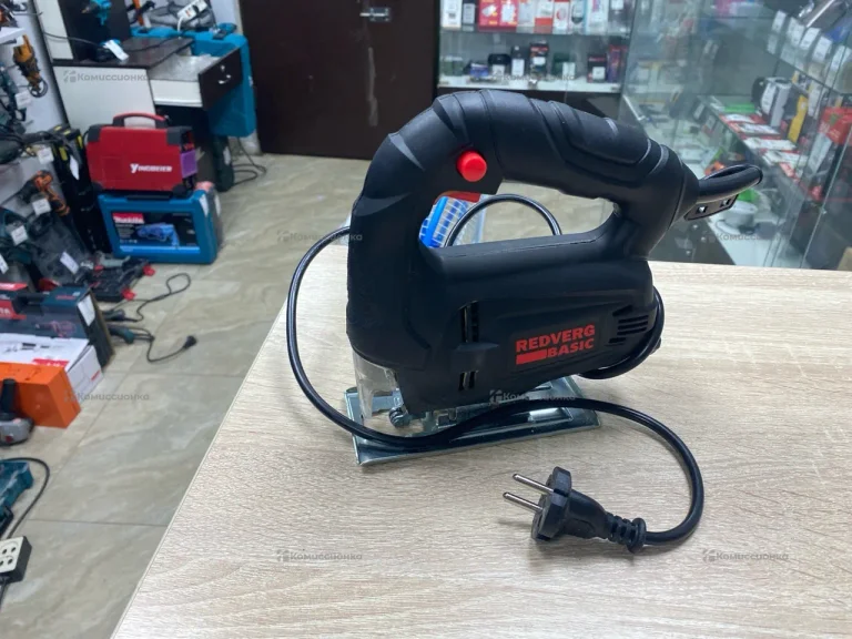 Электрический лобзик JS450