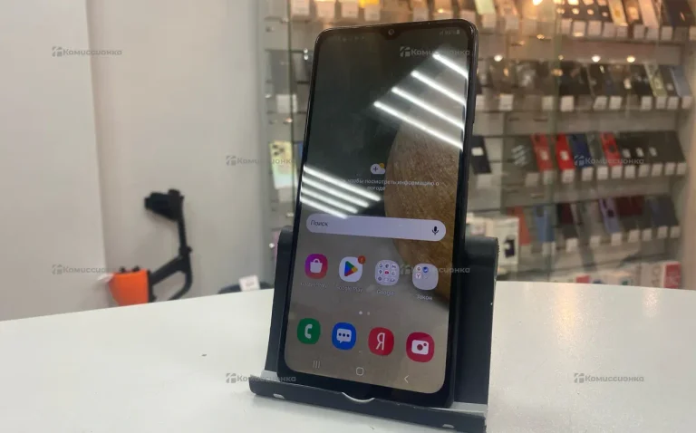 Samsung Galaxy A12 3/32 ГБ
