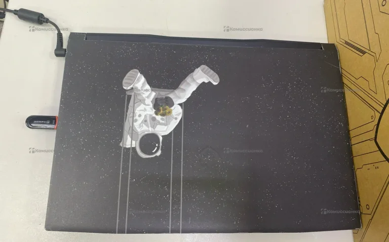 Ноутбук MSI Katana 17 B12U