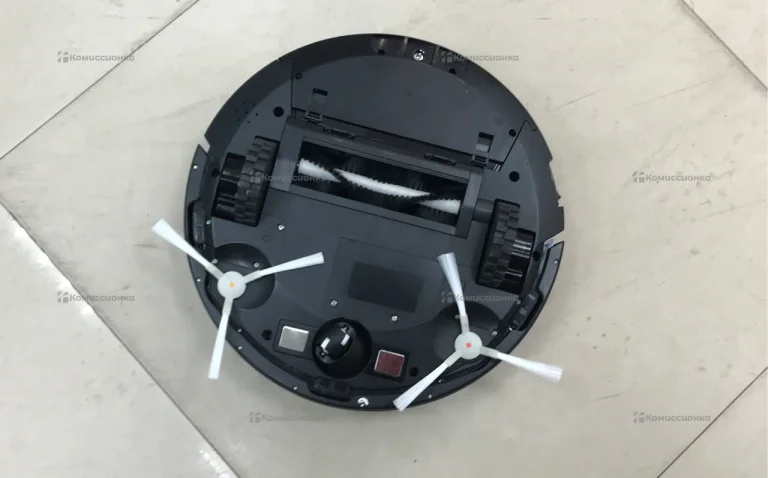 Пылесос-робот Redmond RV-R630S