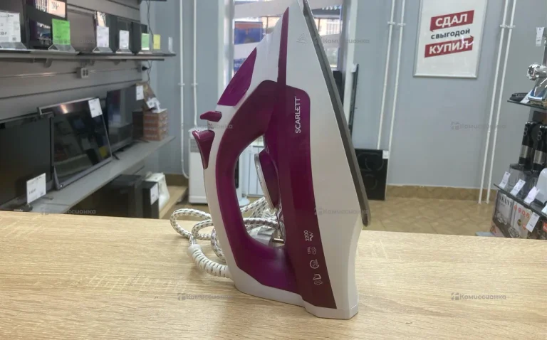 Утюг Scarlett sc-s30k25