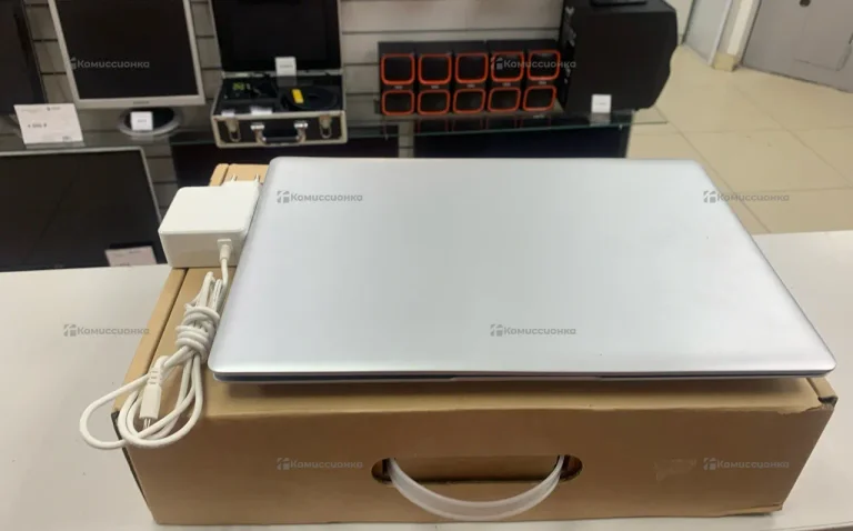 Ноутбук  desktop-g3uuedk