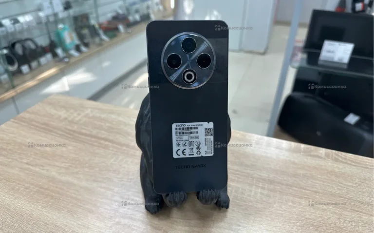Tecno Spark 30 8/128 ГБ