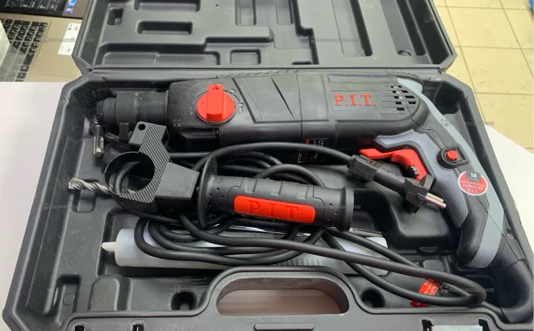 Перфоратор P.I.T. PBH24-C