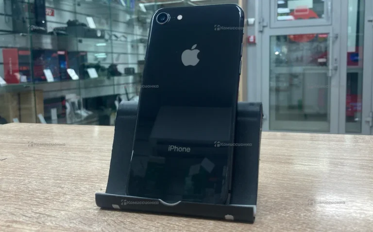 Apple IPhone 8 64Gb