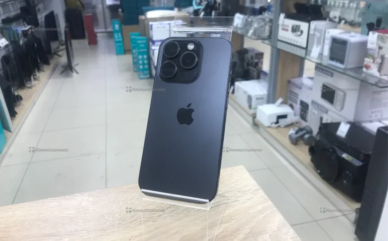 Apple iPhone 15 Pro 8/128 ГБ