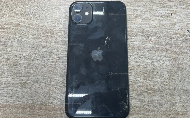 Apple iPhone 11 4/128 ГБ