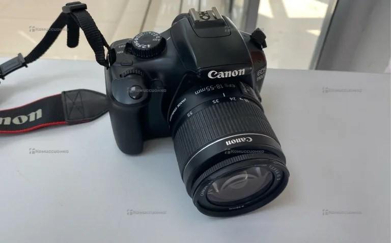 Фотоаппарат  canon eos 1100d с обьективом efs 18-5