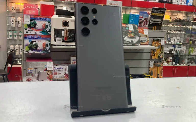 Samsung Galaxy S22 Ultra 8/128 ГБ