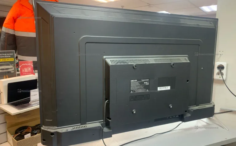Телевизор Dexp U43G9000C/G