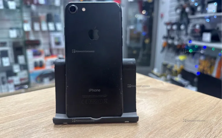 Apple iPhone 7 2/128 ГБ