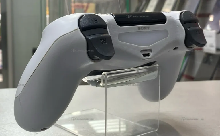 Джойстик PS4 Replica