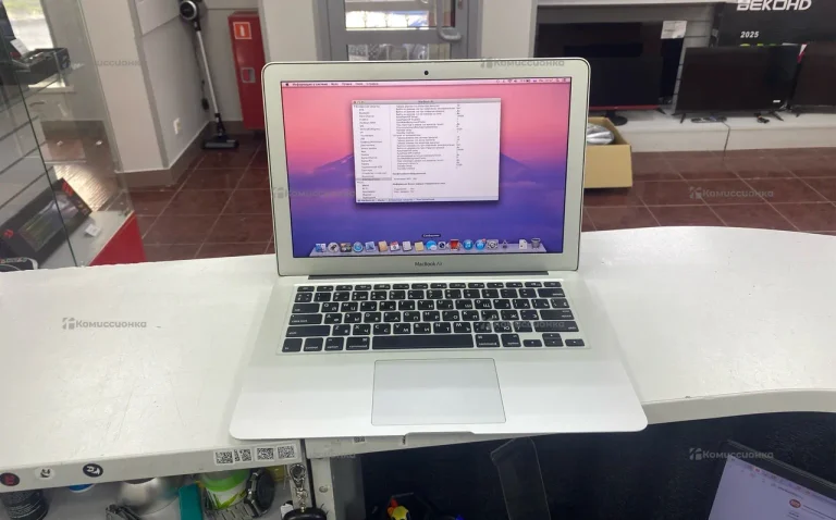 Ноутбук  MacBook Air a1466 2012 256gb