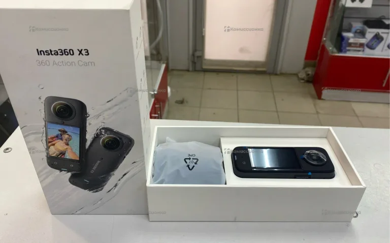 Экшен-камера Insta360 X3