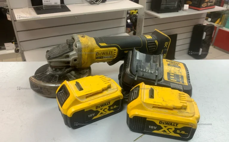 УШМ аккумуляторная DeWALT DCG406N