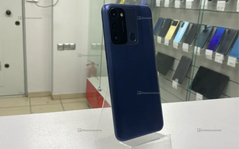 Tecno Spark 8C 4/64 ГБ