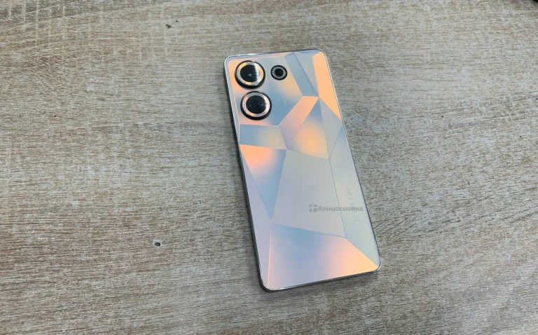 Tecno Camon 20 8/256 ГБ