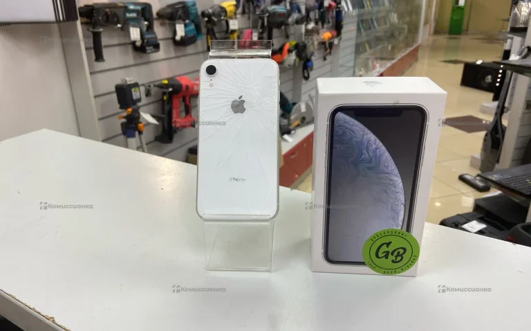Apple IPhone XR 64Гб