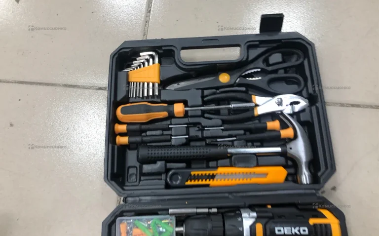 Шуруповерт DEKO DKSD12FU