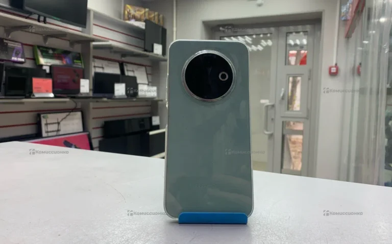 Tecno Spark 30C 4/128 ГБ