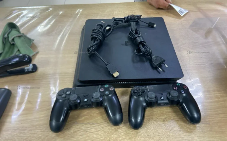 Приставка PS4. Slim 500Gb