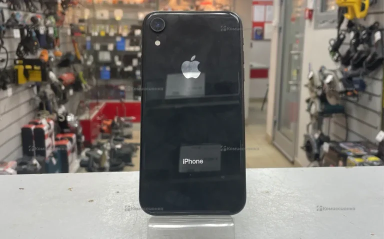 Apple iPhone XR 3/128 ГБ