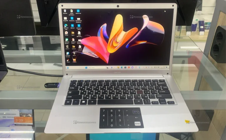 Ноутбук Dexp Aquilon C14