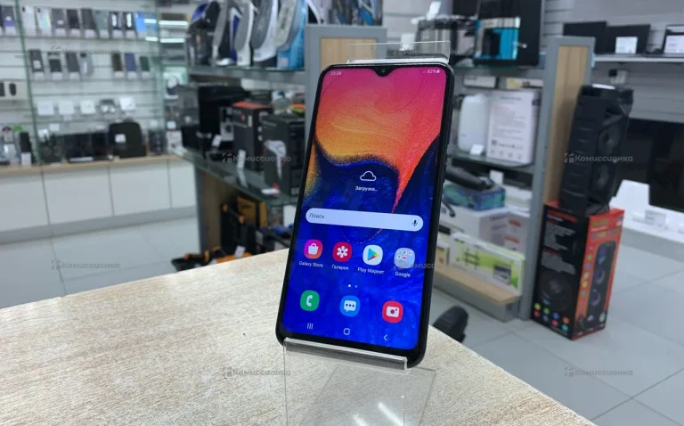 Samsung Galaxy A10 2/32 ГБ