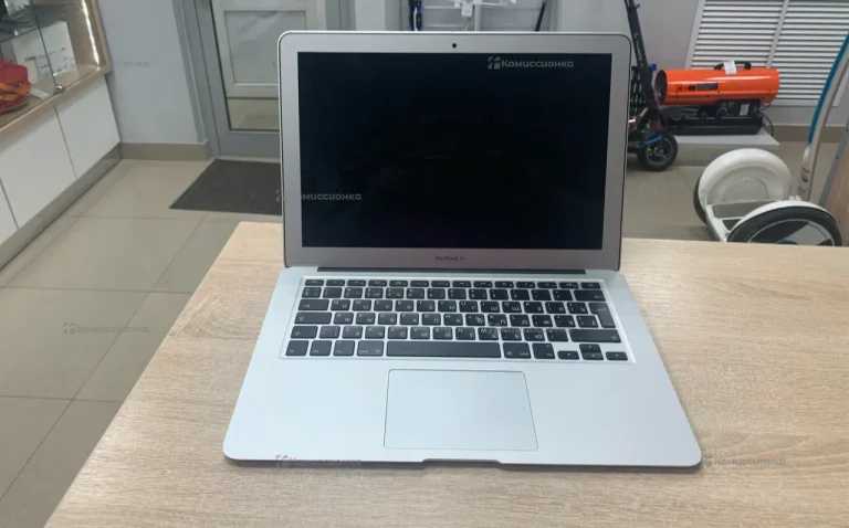 Ноутбук MacBook Air 2017