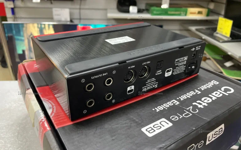Зауковая карта Focusrite Clarnett 2Pre