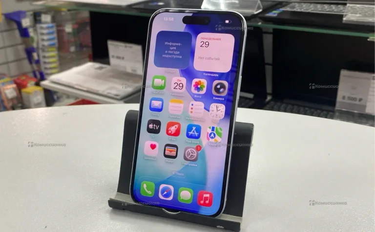 Apple iPhone 15 6/128 ГБ