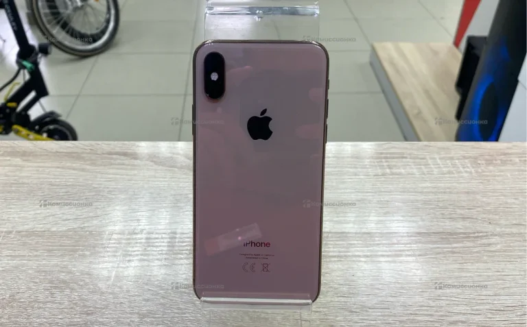 iPhone XS 4/64 ГБ