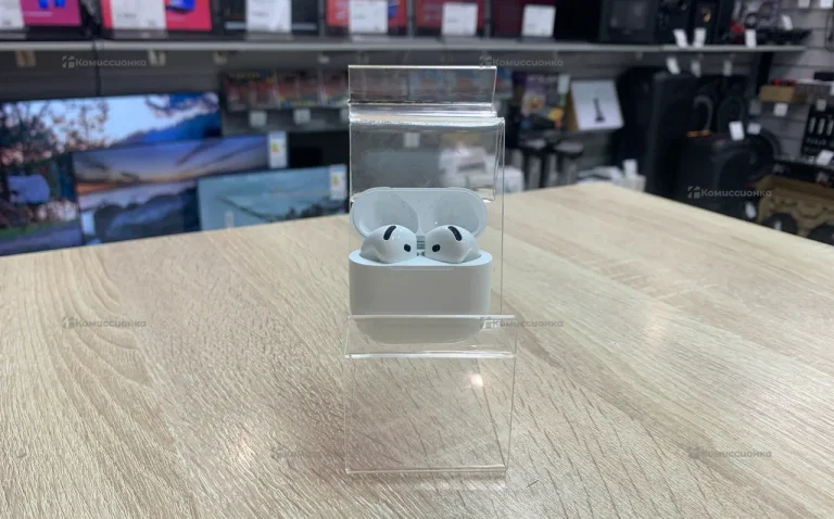 Наушники AirPods 4