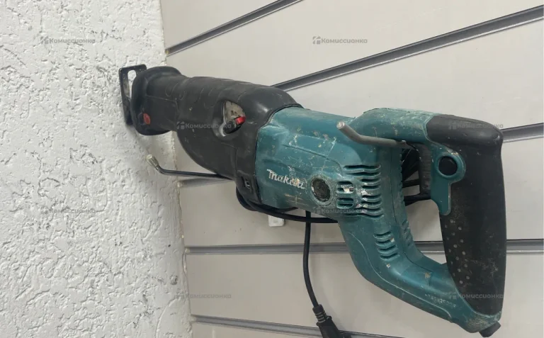 Пила makita JR3060T