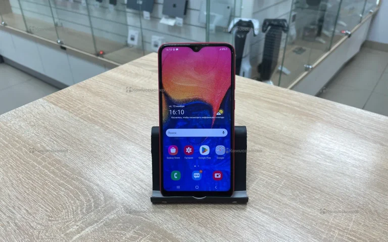 Samsung Galaxy A10 3/32 ГБ