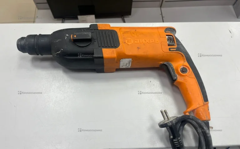 Перфоратор ВИХРЬ П-750