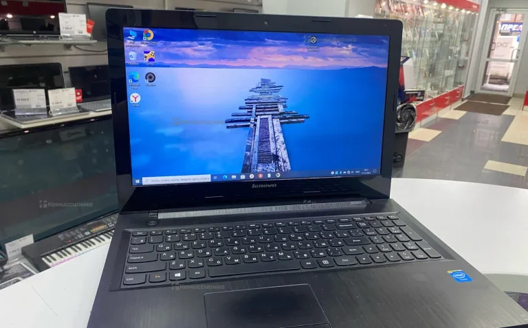 Ноутбук Lenovo i3-4030/4gb/gt840m/ssd120gb