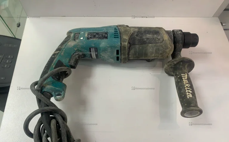 Перфоратор makita HR2470