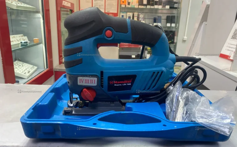 Электролобзик HAMMER LZK 750B