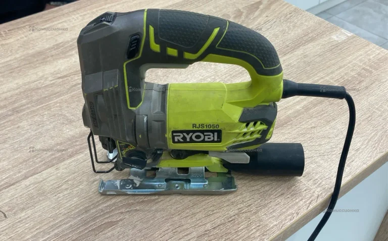 Электролобзик Ryobi RJS1050